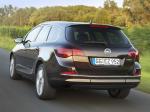 Opel Astra Sports Tourer 2012 года